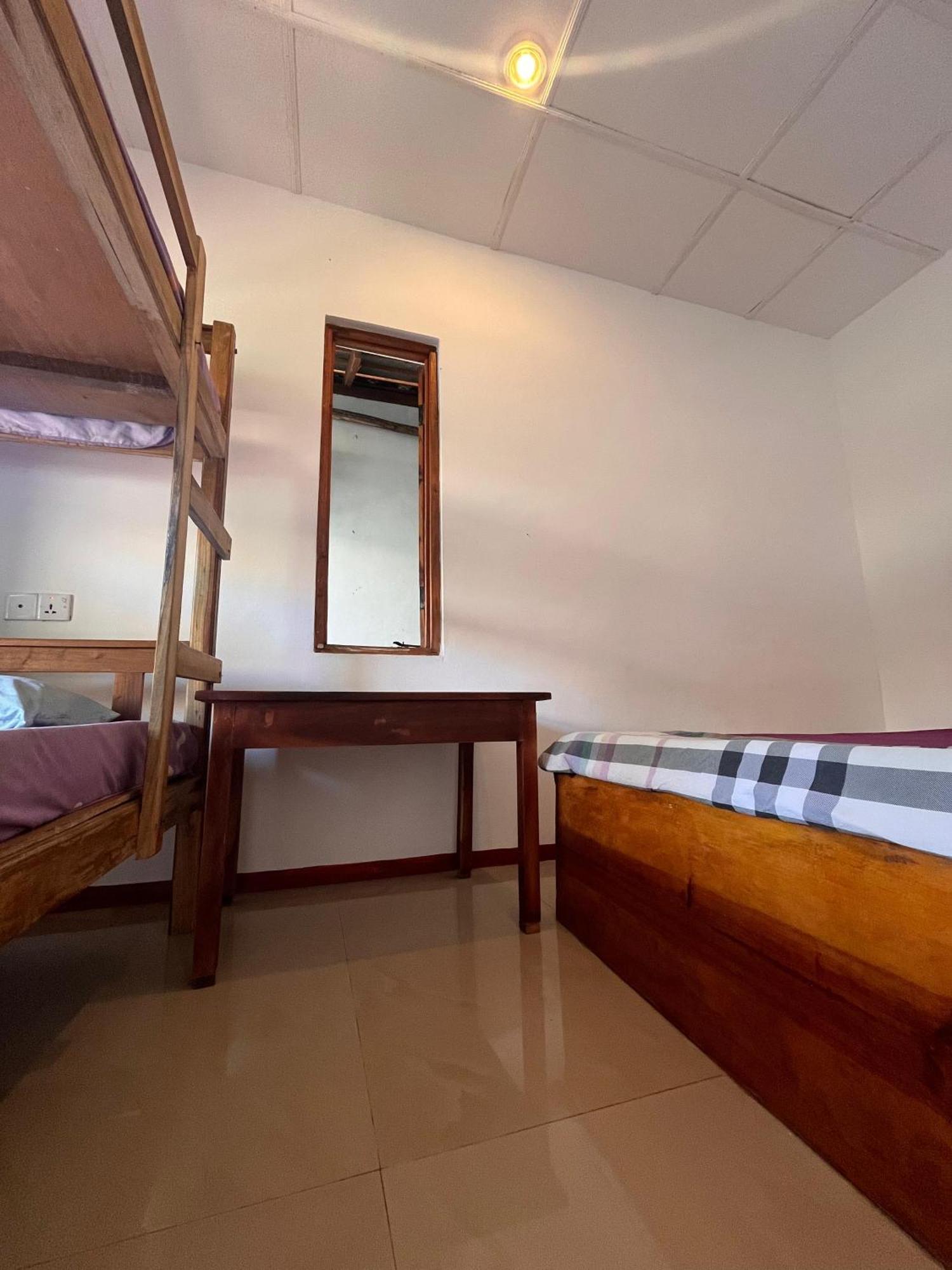 Hotel Crystal Bay à Baie d'Arugam Chambre photo